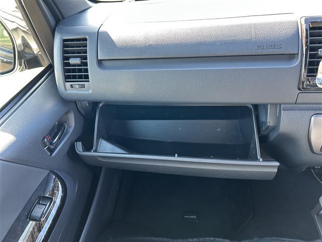 ハイエースバン スーパーGL ダーク プライムII 純正ナビCD DVD SD BT TV バックモニター 純正フリップダウンモニター 純正前方ドライブレコーダー 両側パワースライドドア トヨタセーフティセンス ベッドキット ロッドホルダー ETC(14枚目)