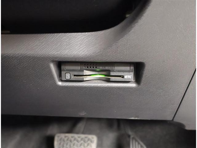 アクア Ｓ　スマートキープッシュスタート　キーレスエントリ　フルセグ地デジ　イモビ　ナビ＆ＴＶ　オートエアコン　デュアルエアバック　ＥＳＣ　パワーウィンドウ　ＥＴＣ　ＤＶＤ再生可能　ＳＲＳ　パワーステアリング（15枚目）