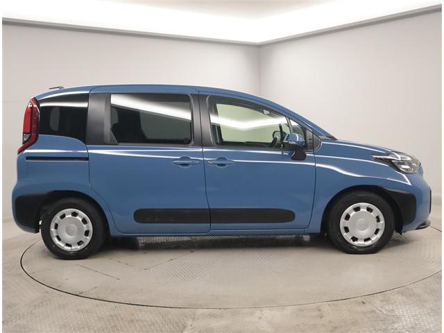 シエンタ Ｇ　クルーズＣ　盗難防止システム　Ｗ電動ドア　ＬＥＤ　バックガイドモニター　ドライブレコーダー　フルセグＴＶ　ＡＡＣ　ＥＴＣ車載器　ＰＳ　エアＢ　ＰＷ　キーフリー　ウォークスルー　メモリーナビ　ＡＢＳ（4枚目）