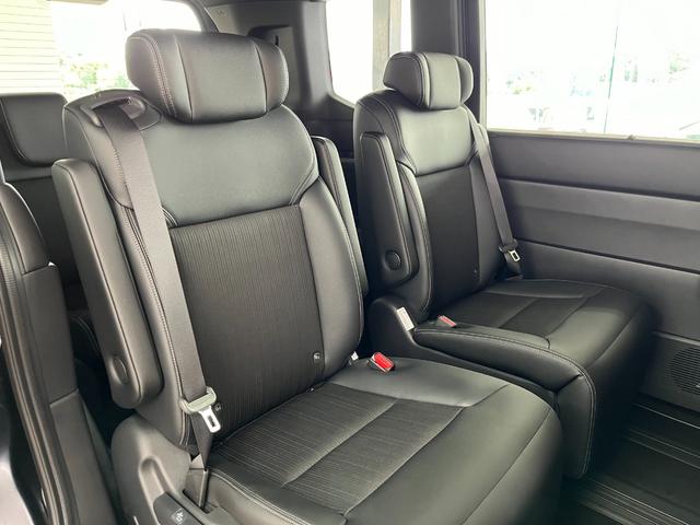 ステップワゴン スパーダ　登録済未使用車　ホンダセンシング　両側パワースライドドア　バックカメラ　電動パーキング　オットマン　アルミホイール　パワーテールゲート　ＬＥＤヘッドライト（23枚目）