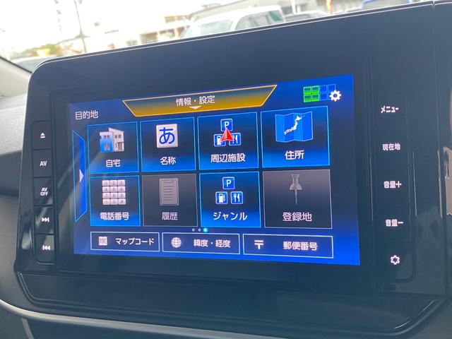 ノート オーテック　ＦＯＵＲ　ワンオーナー　４ＷＤ　純正メモリナビ（ＢＴ／ＡＭ／ＦＭ／ＤＶＤ）純正エアロ　全周囲方位カメラ　黒レザーシート（ＡＵＴＣＨ）シートヒーター（運転席＋助手席）ステアリングスイッチ　ステアリングヒーター（6枚目）