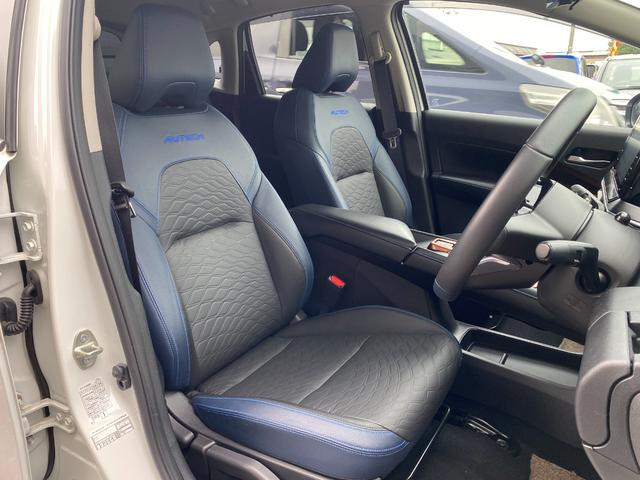 ノート オーテック　ＦＯＵＲ　ワンオーナー　４ＷＤ　純正メモリナビ（ＢＴ／ＡＭ／ＦＭ／ＤＶＤ）純正エアロ　全周囲方位カメラ　黒レザーシート（ＡＵＴＣＨ）シートヒーター（運転席＋助手席）ステアリングスイッチ　ステアリングヒーター（27枚目）