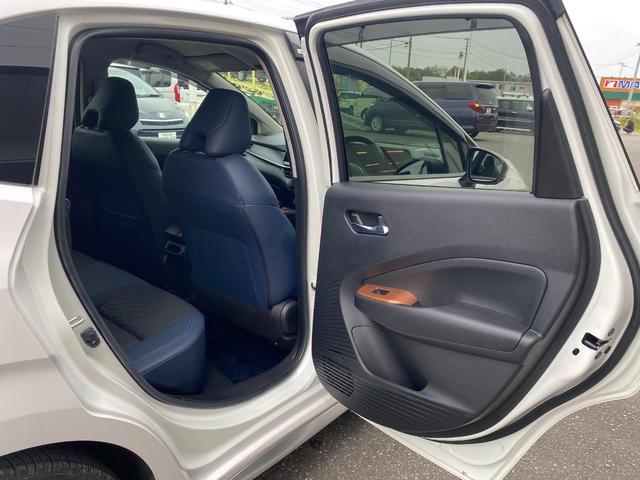 ノート オーテック　ＦＯＵＲ　ワンオーナー　４ＷＤ　純正メモリナビ（ＢＴ／ＡＭ／ＦＭ／ＤＶＤ）純正エアロ　全周囲方位カメラ　黒レザーシート（ＡＵＴＣＨ）シートヒーター（運転席＋助手席）ステアリングスイッチ　ステアリングヒーター（35枚目）