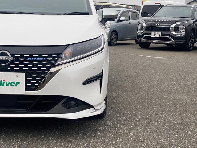 ノート オーテック　ＦＯＵＲ　ワンオーナー　４ＷＤ　純正メモリナビ（ＢＴ／ＡＭ／ＦＭ／ＤＶＤ）純正エアロ　全周囲方位カメラ　黒レザーシート（ＡＵＴＣＨ）シートヒーター（運転席＋助手席）ステアリングスイッチ　ステアリングヒーター（67枚目）