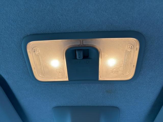 ムーヴ Ｌ　ＳＡＩＩ　４ＷＤ　ＭＤチェンジャー（ＦＭ／ＡＭ）衝突軽減システム　横滑り防止装置　純正フロアマット　保証書　取り扱い説明書　スペアキー（15枚目）