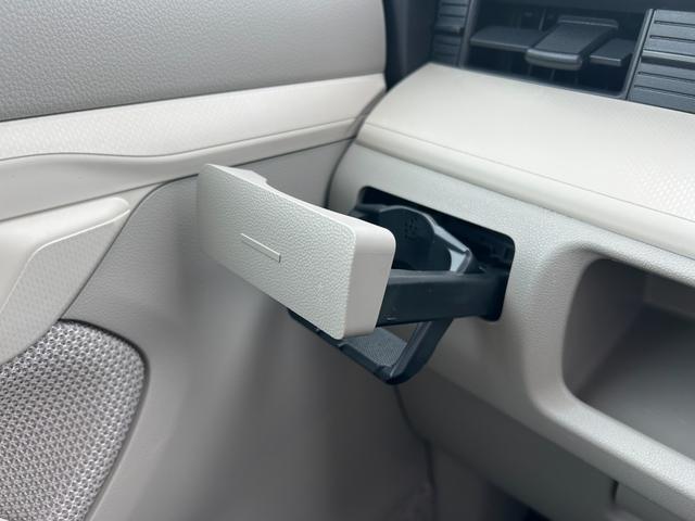 ムーヴ Ｌ　ＳＡＩＩ　４ＷＤ　ＭＤチェンジャー（ＦＭ／ＡＭ）衝突軽減システム　横滑り防止装置　純正フロアマット　保証書　取り扱い説明書　スペアキー（21枚目）