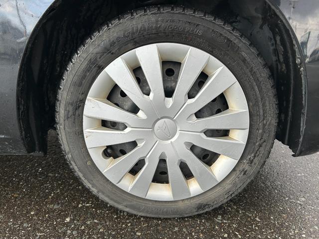 ムーヴ Ｌ　ＳＡＩＩ　４ＷＤ　ＭＤチェンジャー（ＦＭ／ＡＭ）衝突軽減システム　横滑り防止装置　純正フロアマット　保証書　取り扱い説明書　スペアキー（61枚目）