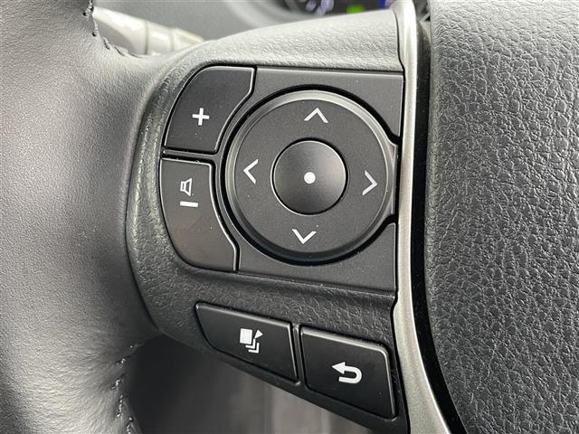 ヴォクシー ＺＳ　煌　４ＷＤ　純正ナビ　フルセグＴＶ／ＣＤ／ＤＶＤ／ＢＴ　フリップダウンモニター　ＥＴＣ　クルーズコントロール　オートライト　ＬＥＤライト　両側パワースライドドア　セーフティセンス（31枚目）