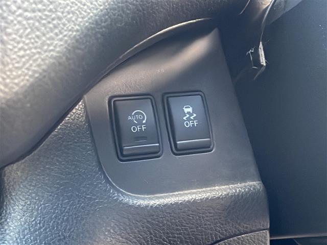 セレナ ハイウェイスター Vセレ+セーフティII SHV 純正7インチSDナビゲーション(MC315D-W) フルセグ BT CD DVD エマージェンシーブレーキ レーンキープアシスト アラウンドビューカメラ 両側パワースライドドア クルーズコントロール(12枚目)