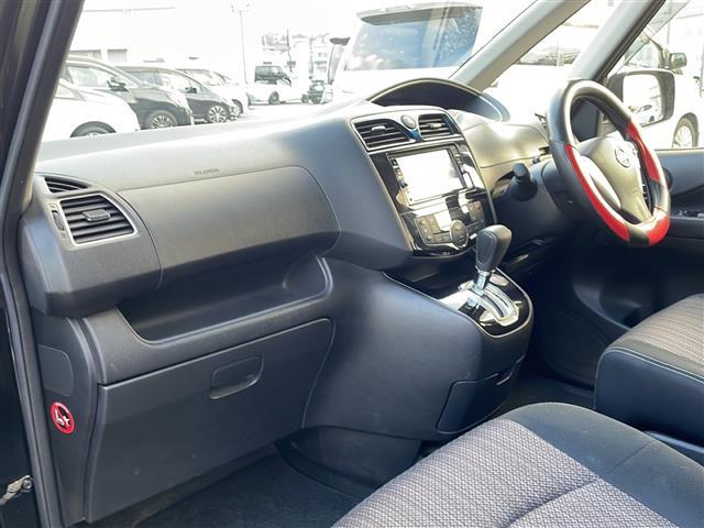 セレナ ハイウェイスター Vセレ+セーフティII SHV 純正7インチSDナビゲーション(MC315D-W) フルセグ BT CD DVD エマージェンシーブレーキ レーンキープアシスト アラウンドビューカメラ 両側パワースライドドア クルーズコントロール(19枚目)