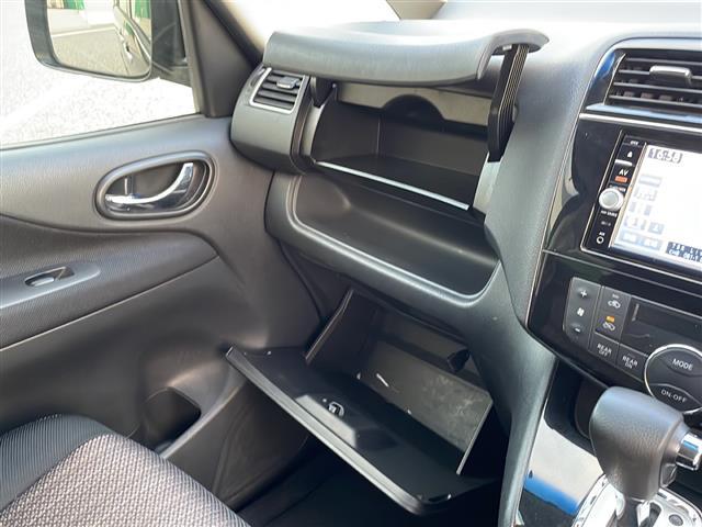 セレナ ハイウェイスター Vセレ+セーフティII SHV 純正7インチSDナビゲーション(MC315D-W) フルセグ BT CD DVD エマージェンシーブレーキ レーンキープアシスト アラウンドビューカメラ 両側パワースライドドア クルーズコントロール(25枚目)