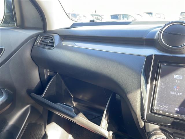 スイフト RS ディーラーオプション8インチメモリナビゲーション(AVIC-RLS901)フルセグ BT CD DVD SDレーダークルーズコントロールパドルシフトD/N席シートヒーター(18枚目)