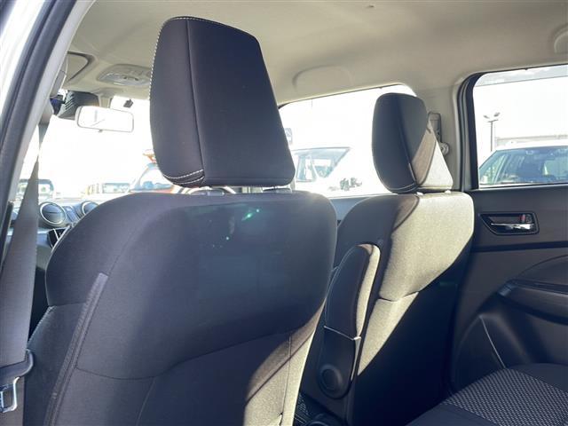 スイフト RS ディーラーオプション8インチメモリナビゲーション(AVIC-RLS901)フルセグ BT CD DVD SDレーダークルーズコントロールパドルシフトD/N席シートヒーター(24枚目)