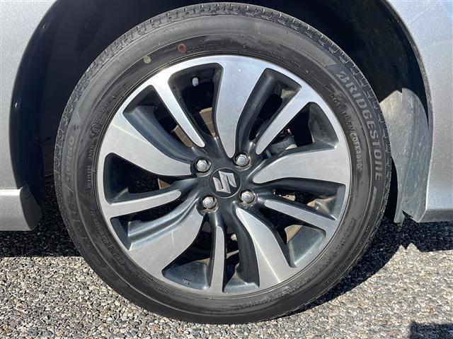 スイフト RS ディーラーオプション8インチメモリナビゲーション(AVIC-RLS901)フルセグ BT CD DVD SDレーダークルーズコントロールパドルシフトD/N席シートヒーター(39枚目)