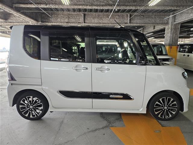 タント カスタムＲＳセレクション　禁煙車　ワンオーナー　全方位モニター　ドラレコ　アダプティブクルコン　衝突被害軽減　車線逸脱防止支援　ＬＥＤヘッド／フロントフォグランプ　純正９型ディスプレイオーディオ　両側パワスラ　ビルトインＥＴＣ（13枚目）