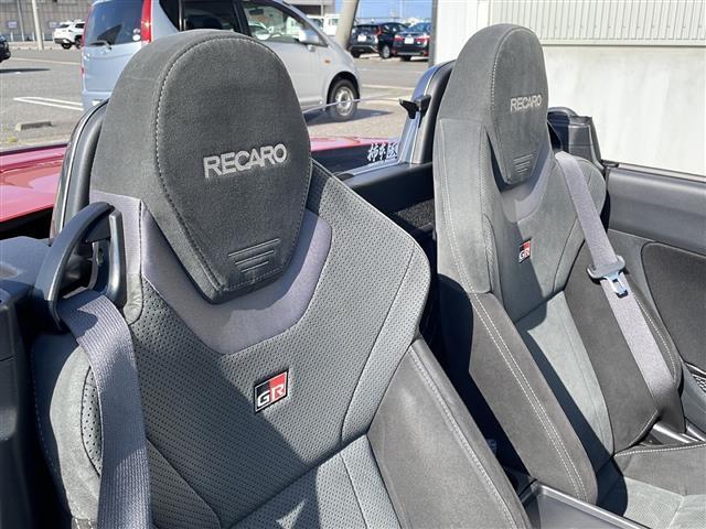 コペン ＧＲ　スポーツ　純正７インチＳＤナビゲーション（ＮＳＣＮ－Ｗ６８）　ワンセグ　ＢＴ　ＳＤ　ＣＤ　電動オープン　ＲＥＣＡＲＯシート　ＢＢＳ１６インチアルミホイール　ＭＯＭＯステアリング　柿本マフラー　パドルシフト（3枚目）