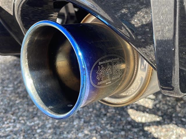 コペン ＧＲ　スポーツ　純正７インチＳＤナビゲーション（ＮＳＣＮ－Ｗ６８）　ワンセグ　ＢＴ　ＳＤ　ＣＤ　電動オープン　ＲＥＣＡＲＯシート　ＢＢＳ１６インチアルミホイール　ＭＯＭＯステアリング　柿本マフラー　パドルシフト（4枚目）
