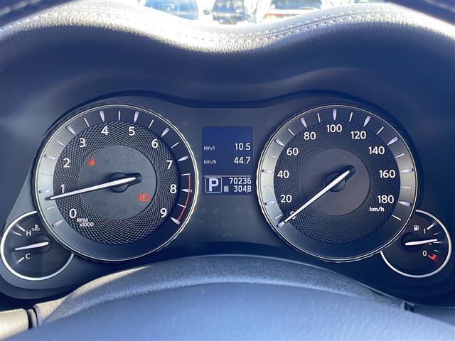 フーガ ３７０ＧＴ　タイプＳ　メーカーナビゲーションフルセグ　ＢＴ　ＣＤ　ＤＶＤクルーズコントロールパドルシフトバックカメラＤ／Ｎ席パワーシートビルトインＥＴＣＨＩＤヘッドライトＡＵＴＯライトフォグライトハーフレザーシート（合皮）（8枚目）