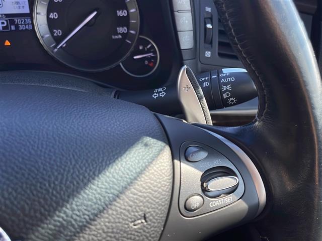 フーガ ３７０ＧＴ　タイプＳ　メーカーナビゲーションフルセグ　ＢＴ　ＣＤ　ＤＶＤクルーズコントロールパドルシフトバックカメラＤ／Ｎ席パワーシートビルトインＥＴＣＨＩＤヘッドライトＡＵＴＯライトフォグライトハーフレザーシート（合皮）（13枚目）