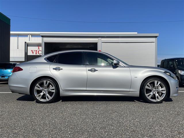 フーガ ３７０ＧＴ　タイプＳ　メーカーナビゲーションフルセグ　ＢＴ　ＣＤ　ＤＶＤクルーズコントロールパドルシフトバックカメラＤ／Ｎ席パワーシートビルトインＥＴＣＨＩＤヘッドライトＡＵＴＯライトフォグライトハーフレザーシート（合皮）（41枚目）