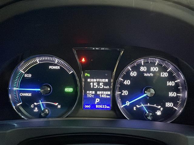 クラウンハイブリッド ロイヤルサルーン　メーカーナビゲーションフルセグ　ＢＴクルーズコントロールパワーシートシートヒーターエアシートハンドルヒーターエアコンスイングレジスタービルトインＥＴＣバックカメラ社外前方ドラレコ（8枚目）