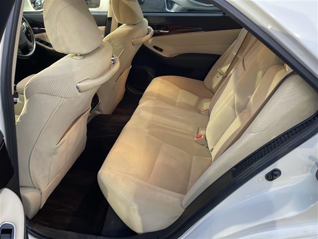 クラウンハイブリッド ロイヤルサルーン　メーカーナビゲーションフルセグ　ＢＴクルーズコントロールパワーシートシートヒーターエアシートハンドルヒーターエアコンスイングレジスタービルトインＥＴＣバックカメラ社外前方ドラレコ（25枚目）