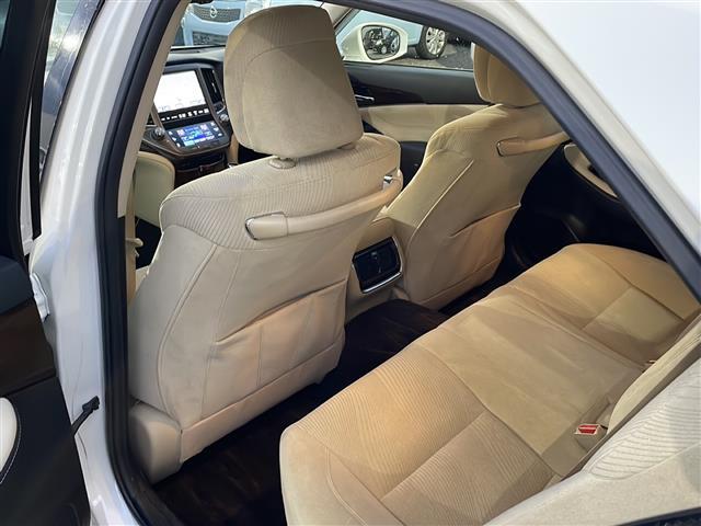 クラウンハイブリッド ロイヤルサルーン　メーカーナビゲーションフルセグ　ＢＴクルーズコントロールパワーシートシートヒーターエアシートハンドルヒーターエアコンスイングレジスタービルトインＥＴＣバックカメラ社外前方ドラレコ（26枚目）