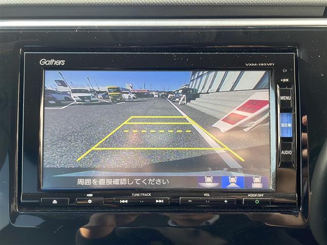 ステップワゴンスパーダ スパーダ　ホンダセンシング　純正Ｇａｔｈｅｒｓナビ（ＶＸＭ－１９５ＶＦｉ）　フルセグＴＶ　バックカメラ　ドライブレコーダー　両側パワースライドドア　フリップダウンモニター　パドルシフト　ステアリングスイッチ（3枚目）