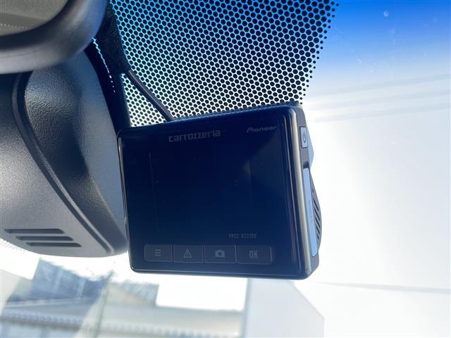 ステップワゴンスパーダ スパーダ　ホンダセンシング　純正Ｇａｔｈｅｒｓナビ（ＶＸＭ－１９５ＶＦｉ）　フルセグＴＶ　バックカメラ　ドライブレコーダー　両側パワースライドドア　フリップダウンモニター　パドルシフト　ステアリングスイッチ（13枚目）