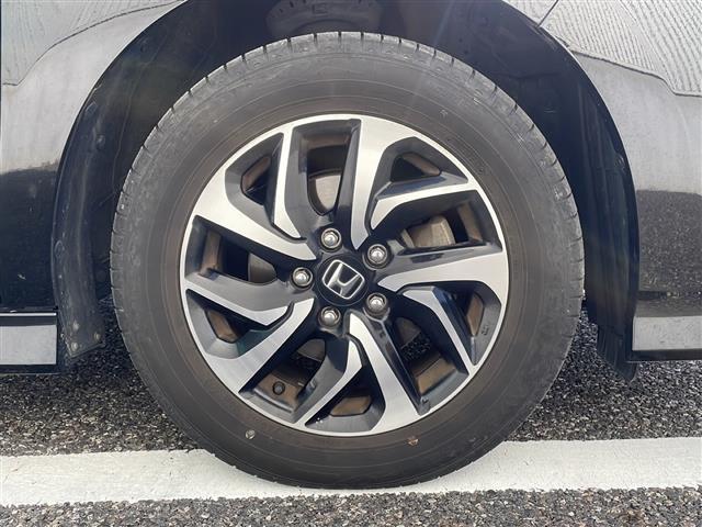 ステップワゴンスパーダ スパーダ　ホンダセンシング　純正Ｇａｔｈｅｒｓナビ（ＶＸＭ－１９５ＶＦｉ）　フルセグＴＶ　バックカメラ　ドライブレコーダー　両側パワースライドドア　フリップダウンモニター　パドルシフト　ステアリングスイッチ（35枚目）