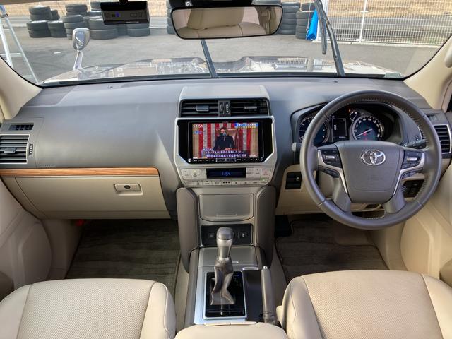 TX Lパッケージ トヨタセーフティセンス/アルパイン9型ナビ/フリップダウンモニター/レーダークルーズ/ベージュレザーシート/エアシート/シートヒーター/ETC/LEDヘッドライト/クリアランスソナー/革巻ステアリング(22枚目)