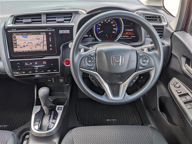 13G・S ホンダセンシング 純正ナビ フルセグTV Bluetooth ホンダセンシング 車線維持支援システム バックカメラ ドライブレコーダー ETC スマートキー プッシュスタート LEDライト オートエアコン オートライト(49枚目)