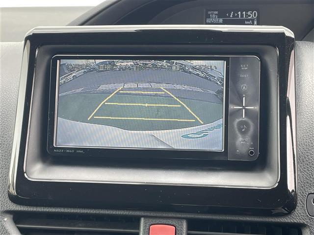 Ｓｉ　禁煙車　純正ナビ　フルセグＴＶ　Ｂｌｕｅｔｏｏｔｈ　ＤＶＤ　ＣＤ　両側パワースライドドア　プリクラッシュセーフティ　車線逸脱警報　バックカメラ　スマートキー　ＥＴＣ　ＬＥＤヘッドライト　純正アルミ(4枚目)