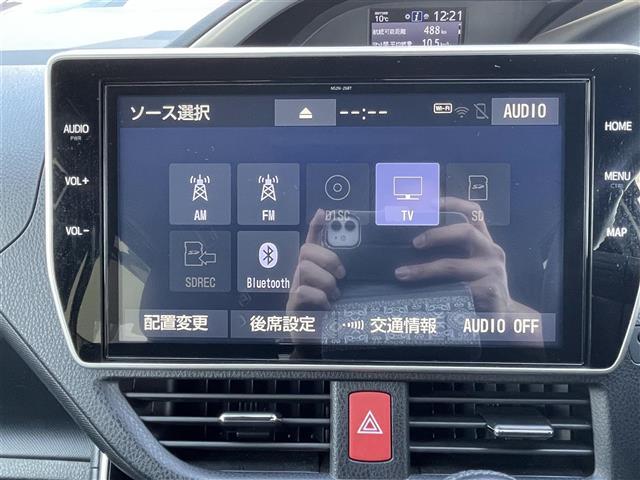 ヴォクシー ＺＳ　煌ＩＩ　禁煙車　モデリスタエアロ　純正１０型ナビ　１２型後席モニター　両側電動　バックカメラ　革巻ステアリング　ステアリングリモコン　クルーズコントロール　ＬＥＤライト　ＬＥＤフォグ　スマートキー（13枚目）