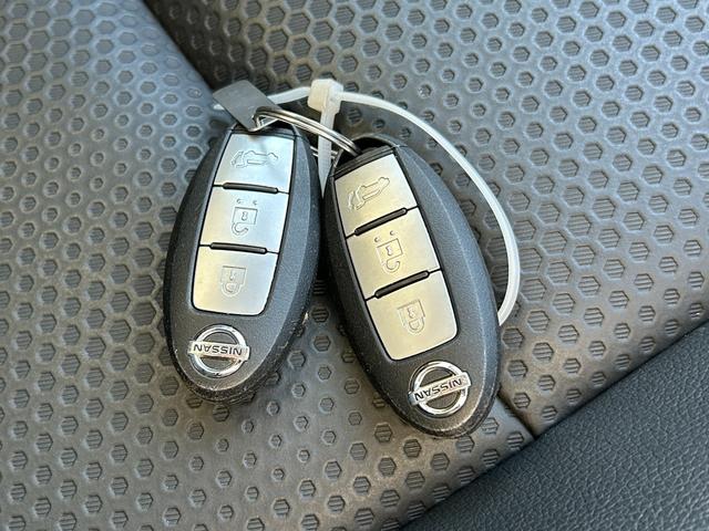 エクストレイル 20Xi 禁煙車 カロッツェリアナビ 全方位カメラ デジタルインナーミラー 前後ドラレコ ETC カプロンシート エマブレ ブラインドスポットモニタ レーダークルコン ルーフレール パワーバックドア(59枚目)