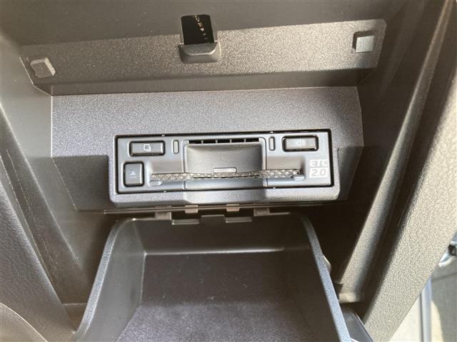 ＲＸ ＲＸ５００ｈ　Ｆスポーツパフォーマンス　禁煙車　純正ナビ　全方位カメラ　大型パノラマサンルーフ　マークレビンソンオーディオ　ブラックレザーシート　シートベンチレーション　前後ドラレコ　ビルトインＥＴＣ２．０　ステアヒータ　スペアキー（32枚目）
