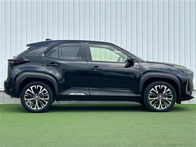 ヤリスクロス Z 禁煙車 全方位 パワーバックドア クルコン トヨタセーフティー シートヒーター オートホールド パワーシート LEDヘッドライト 前後コーナーセンサー Bluetooth 純正ディスプレイオーディオ(12枚目)