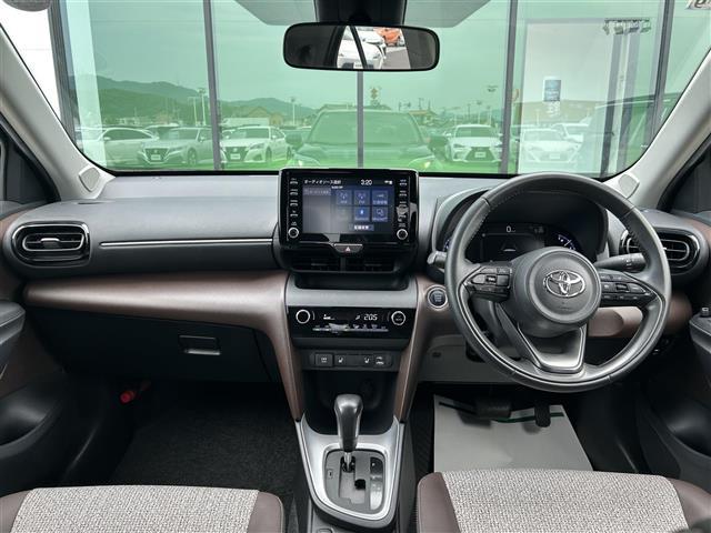 ヤリスクロス Z 禁煙車 全方位 パワーバックドア クルコン トヨタセーフティー シートヒーター オートホールド パワーシート LEDヘッドライト 前後コーナーセンサー Bluetooth 純正ディスプレイオーディオ(42枚目)