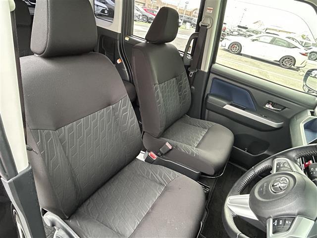 タンク カスタムＧ　禁煙車　純正ＳＤメモリーナビ　両側パワースライドドア　バックカメラ　クルーズコントロール　コーナーセンサー　ドライブレコーダー　パワーウィンドウ　オートエアコン　ＥＴＣ　スマートキー　プッシュスタート（17枚目）