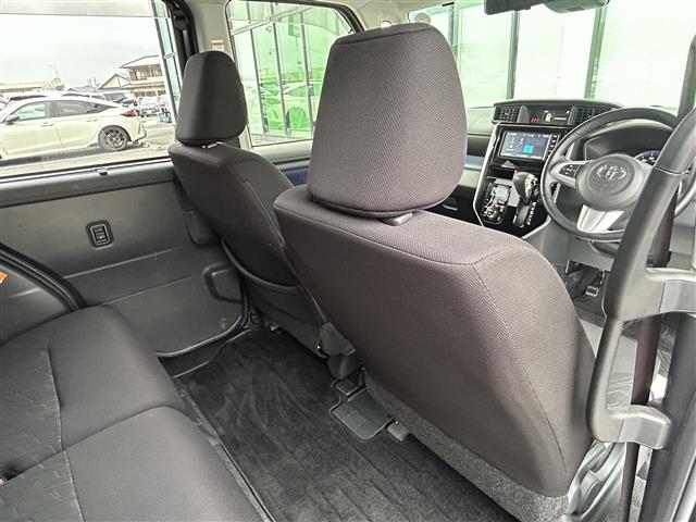 タンク カスタムＧ　禁煙車　純正ＳＤメモリーナビ　両側パワースライドドア　バックカメラ　クルーズコントロール　コーナーセンサー　ドライブレコーダー　パワーウィンドウ　オートエアコン　ＥＴＣ　スマートキー　プッシュスタート（18枚目）