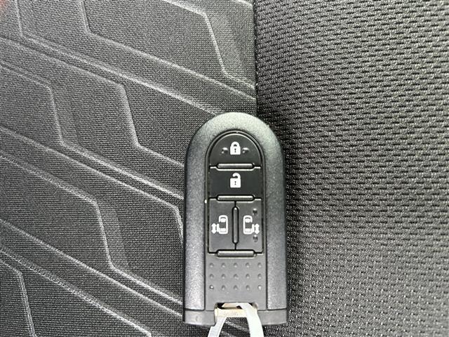 タンク カスタムＧ　禁煙車　純正ＳＤメモリーナビ　両側パワースライドドア　バックカメラ　クルーズコントロール　コーナーセンサー　ドライブレコーダー　パワーウィンドウ　オートエアコン　ＥＴＣ　スマートキー　プッシュスタート（41枚目）