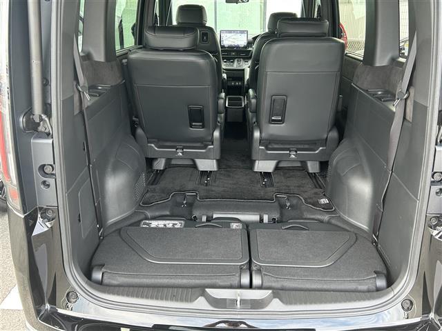 ステップワゴン ｅ：ＨＥＶスパーダ　プレミアムライン　禁煙車　純正ナビ　後席モニター　ホンダセンシング　全方位カメラ　ＢＳＭ　ＬＥＤライト　ハーフレザーシート　シートヒーター　両側パワスラ　電動リアゲート　電子パーキング　オートブレーキホールド　ＥＴＣ（40枚目）