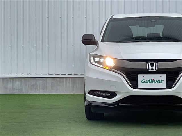 ヴェゼル ハイブリッドＲＳ・ホンダセンシング　禁煙車　純正８インチナビ　バックカメラ　追従型クルコン　ＬＥＤヘッドライト　ハーフレザーシート　前席シートヒーター　純正１８インチアルミ　アイドリングストップ　オートブレーキホールド　電子パーキング（9枚目）