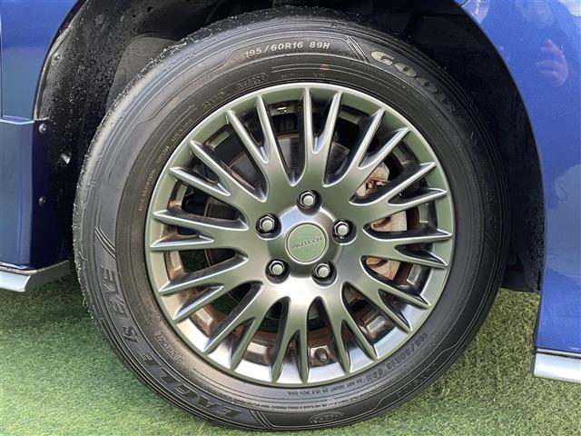 セレナ e-パワー オーテック セーフティパッケージ 禁煙車 エマージェンシーブレーキ 純正ナビ10インチナビ フルセグTV プロパイロット アラウンドビューモニター ブラインド 両側パワスラ ハンズフリーオートスライドドア ドラレコ ETC Pスタート(10枚目)