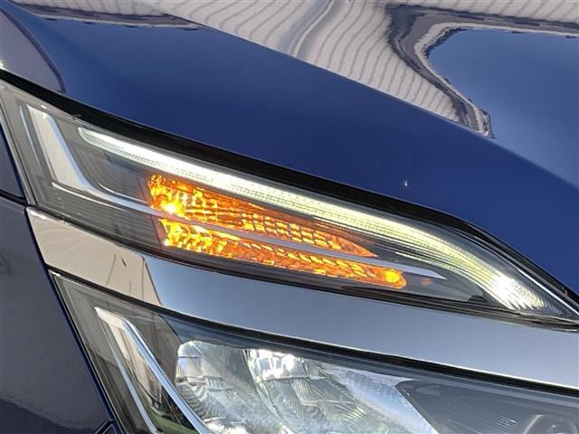 セレナ e-パワー オーテック セーフティパッケージ 禁煙車 エマージェンシーブレーキ 純正ナビ10インチナビ フルセグTV プロパイロット アラウンドビューモニター ブラインド 両側パワスラ ハンズフリーオートスライドドア ドラレコ ETC Pスタート(12枚目)