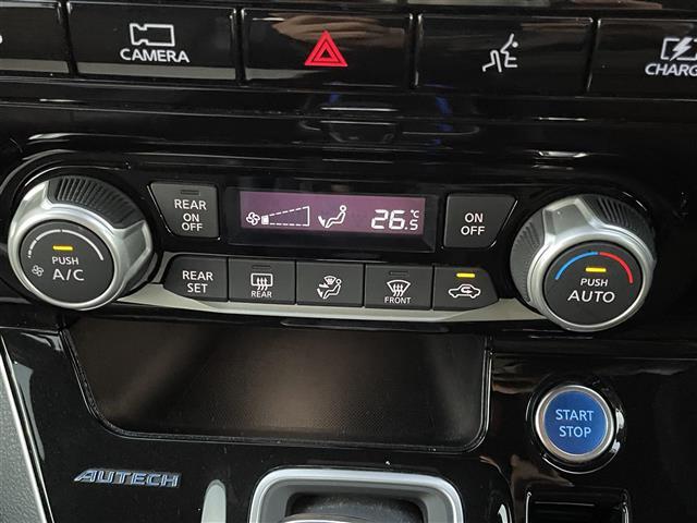 セレナ e-パワー オーテック セーフティパッケージ 禁煙車 エマージェンシーブレーキ 純正ナビ10インチナビ フルセグTV プロパイロット アラウンドビューモニター ブラインド 両側パワスラ ハンズフリーオートスライドドア ドラレコ ETC Pスタート(24枚目)