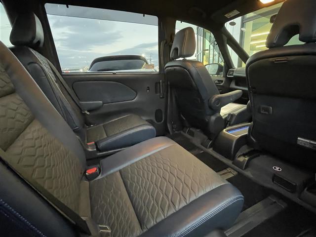 セレナ e-パワー オーテック セーフティパッケージ 禁煙車 エマージェンシーブレーキ 純正ナビ10インチナビ フルセグTV プロパイロット アラウンドビューモニター ブラインド 両側パワスラ ハンズフリーオートスライドドア ドラレコ ETC Pスタート(33枚目)