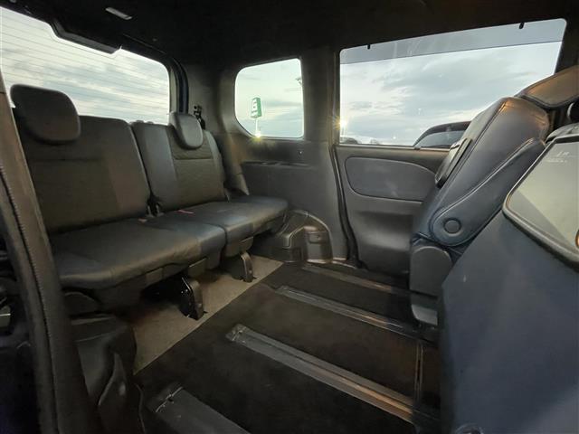 セレナ e-パワー オーテック セーフティパッケージ 禁煙車 エマージェンシーブレーキ 純正ナビ10インチナビ フルセグTV プロパイロット アラウンドビューモニター ブラインド 両側パワスラ ハンズフリーオートスライドドア ドラレコ ETC Pスタート(37枚目)