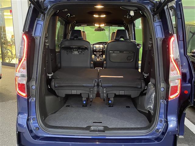 セレナ e-パワー オーテック セーフティパッケージ 禁煙車 エマージェンシーブレーキ 純正ナビ10インチナビ フルセグTV プロパイロット アラウンドビューモニター ブラインド 両側パワスラ ハンズフリーオートスライドドア ドラレコ ETC Pスタート(41枚目)