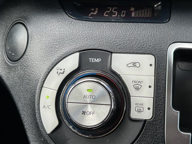 シエンタ Ｇ　クエロ　禁煙車　両側電動ドア　７型ナビ　バックカメラ　衝突軽減ブレーキ　レーンキープ　オートマチックハイビーム　ハーフレザーシート　革巻きステアリング　ステアリングスイッチ　ＬＥＤライト　フォグライト　ＥＴＣ（21枚目）